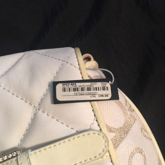 Bebe NWT White and Gold - Picture 3 of 8